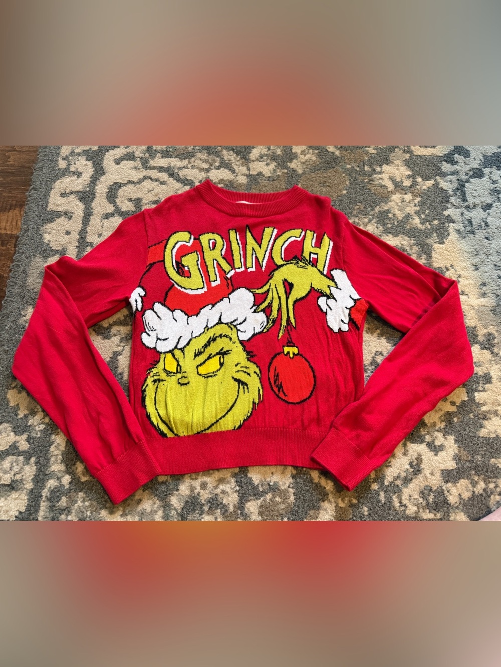 Girl’s H&M The Grinch Cropped Sweater Size 12/14